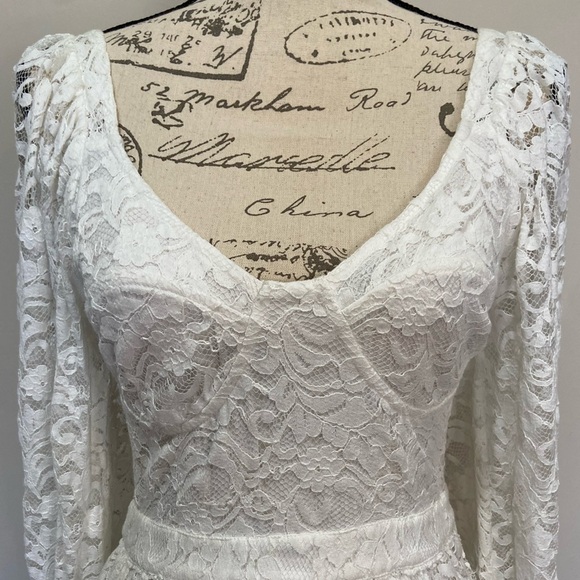 LoveShackFancy Alela White Lace Eyelet Bustier Long Sleeve Mini Dress Sz Small - Picture 2 of 15